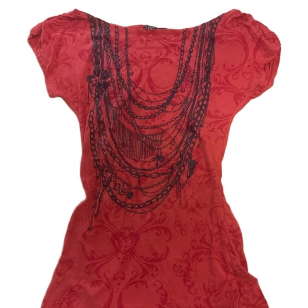 Y2K Red Chain Print Women's Tee